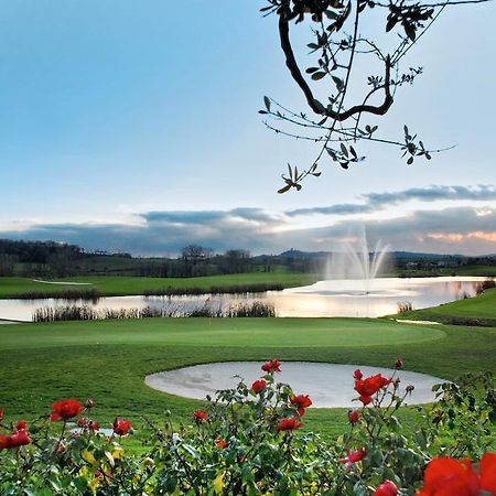 Garda Hotel San Vigilio Golf Pozzolengo Bagian luar foto