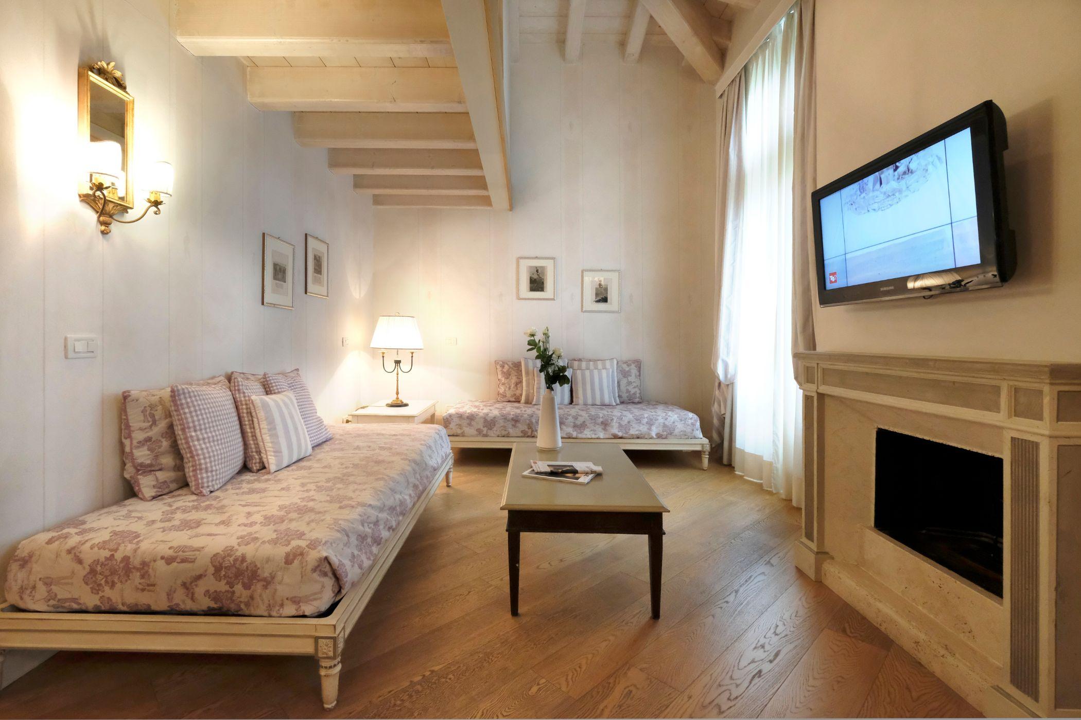 Garda Hotel San Vigilio Golf Pozzolengo Bagian luar foto
