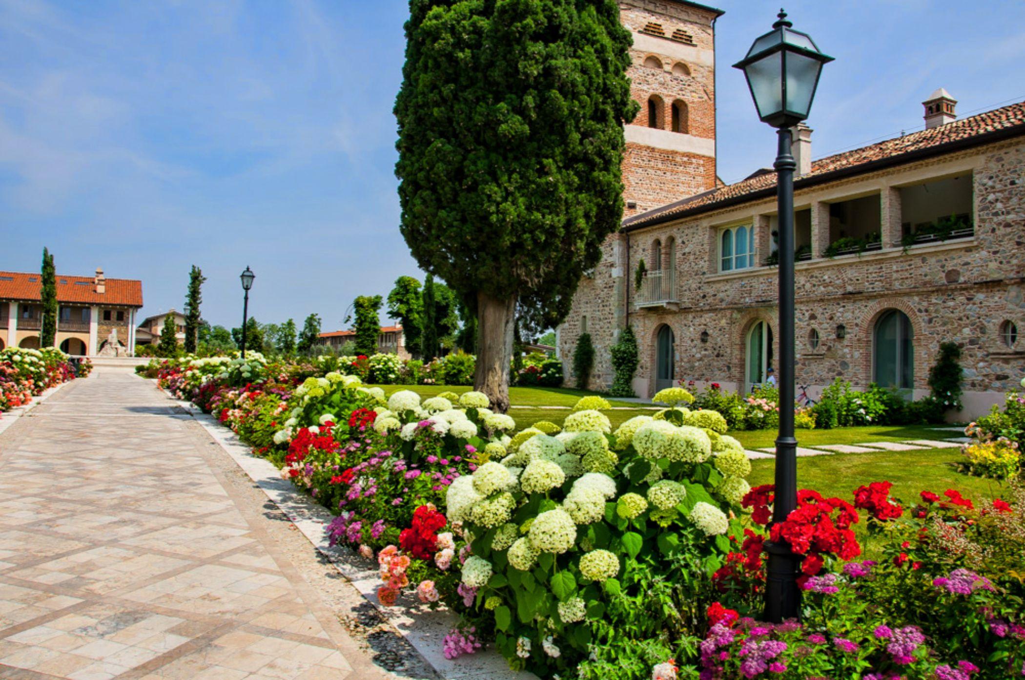 Garda Hotel San Vigilio Golf Pozzolengo Bagian luar foto