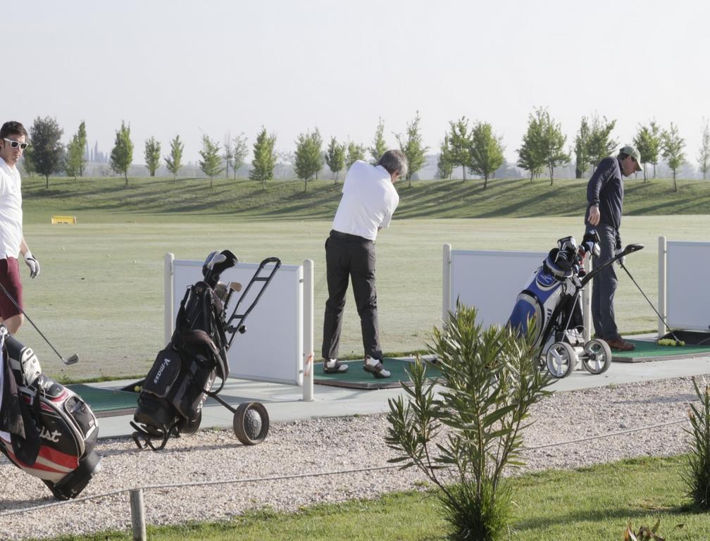 Garda Hotel San Vigilio Golf Pozzolengo Bagian luar foto