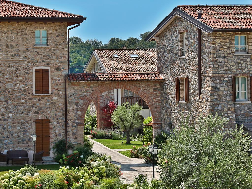 Garda Hotel San Vigilio Golf Pozzolengo Bagian luar foto